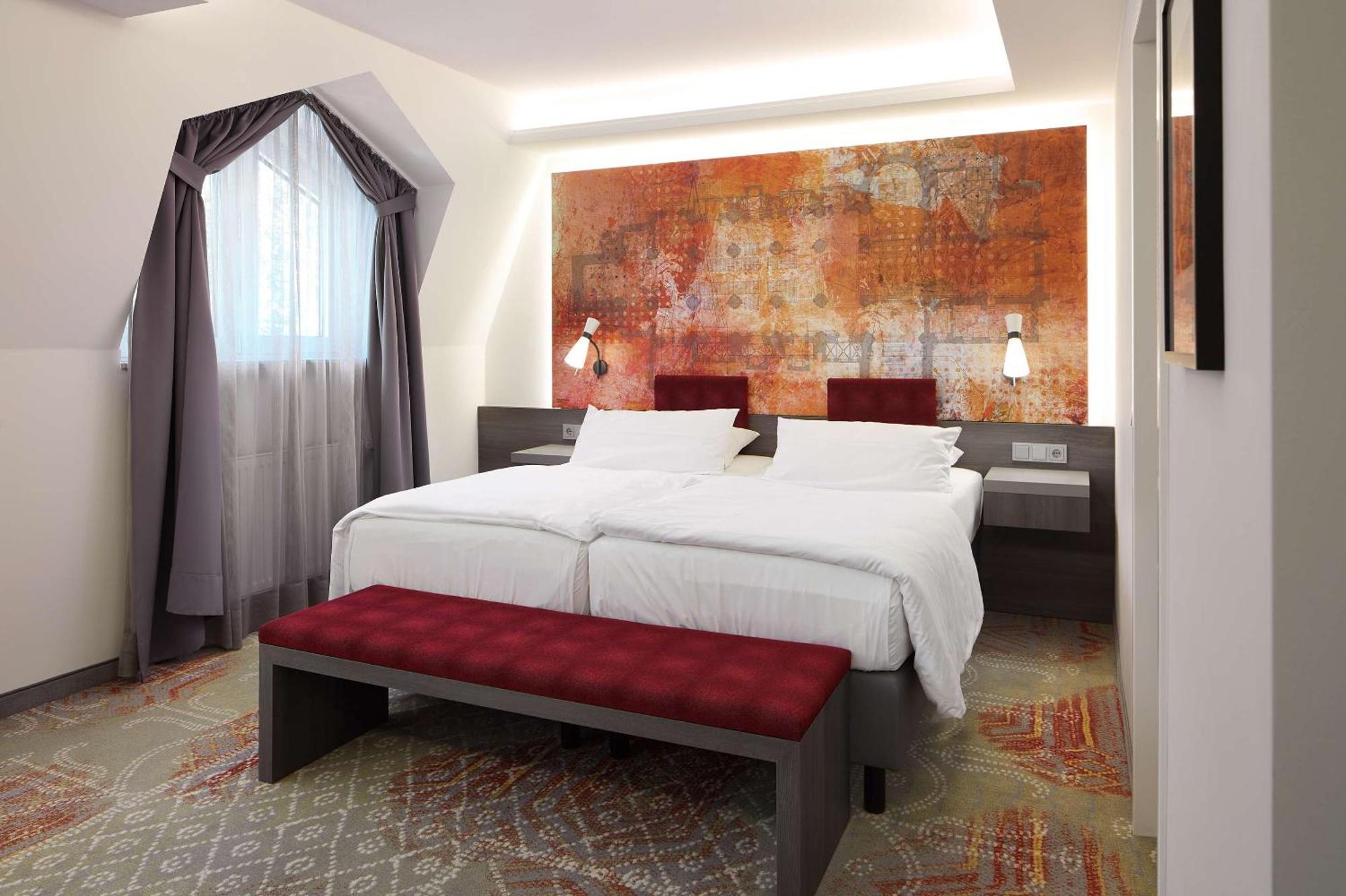 Best Western Plus Arosa Hotel 파더본 외부 사진